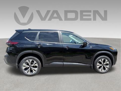 Certified 2023 Nissan Rogue SV FWD image 26