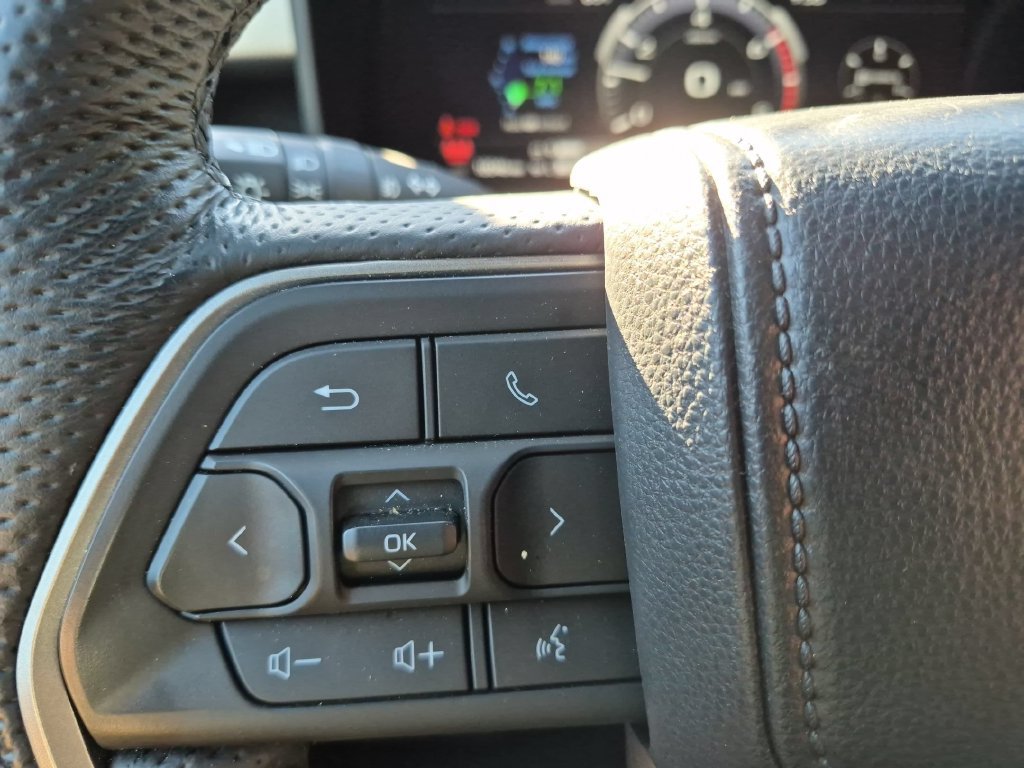 Used 2026 Toyota Tundra Limited AWD/4WD image 15