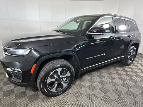 Used 2023 Jeep Grand Cherokee 4WD 4xe w/ Luxury Tech Group II image 7