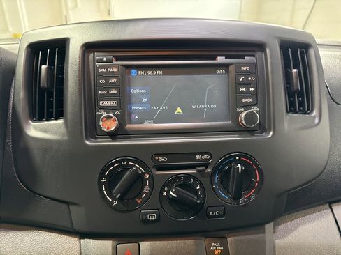 Used 2015 Chevrolet City Express LT w/ Technology Package FWD image 14