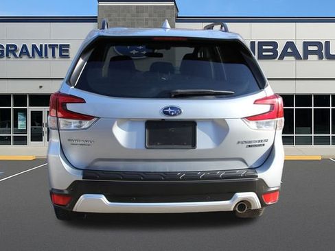 Used 2019 Subaru Forester Touring image 8