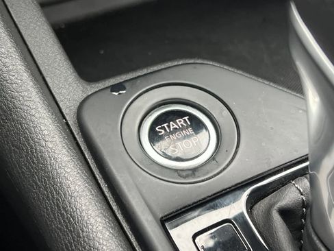 Used 2025 Nissan Sentra S image 22