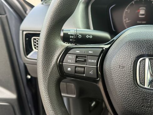 Used 2025 Honda Civic LX image 17
