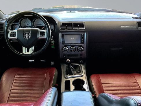 Used 2014 Dodge Challenger R/T Plus RWD image 7