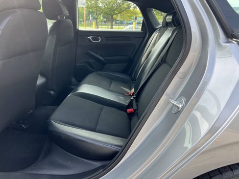Used 2022 Honda Civic Sport image 5