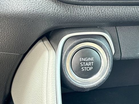 Used 2025 Toyota Grand Highlander FWD image 14