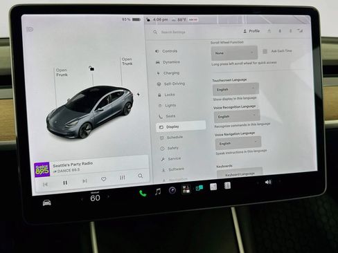 Used 2018 Tesla Model 3 Mid Range RWD image 36