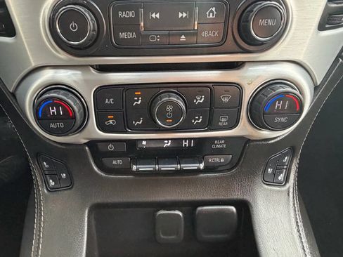 Used 2020 GMC Yukon SLT AWD/4WD image 18