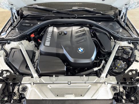 Certified 2025 BMW 430i Coupe w/ Convenience Package image 31