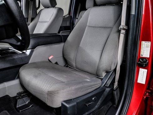Used 2019 Ford F250 XLT w/ XLT Premium Package AWD/4WD image 29