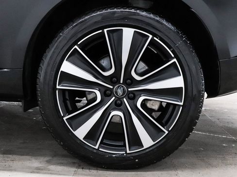 Used 2023 Land Rover Range Rover SE image 9