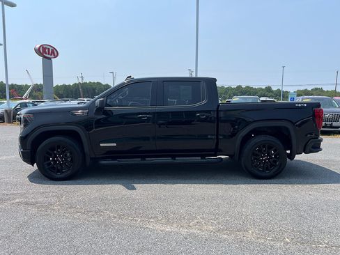 Used 2023 GMC Sierra 1500 Elevation AWD/4WD image 2
