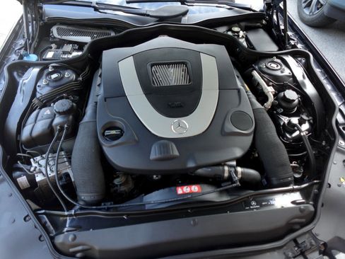 Used 2009 Mercedes-Benz SL 550 w/ Premium I Pkg image 21