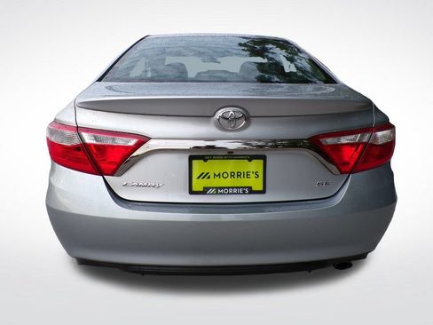Used 2017 Toyota Camry SE FWD image 5