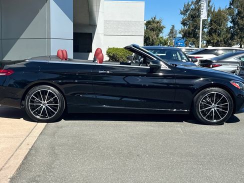 Used 2021 Mercedes-Benz C 300 Cabriolet image 3