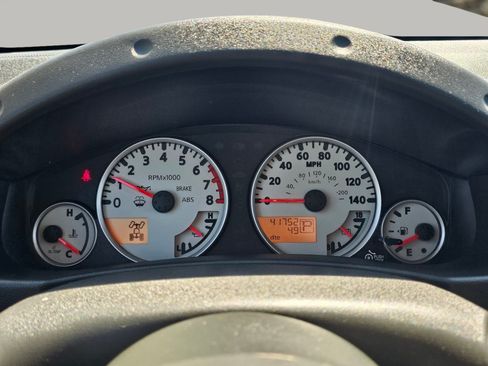 Used 2017 Nissan Frontier PRO-4X AWD/4WD image 4