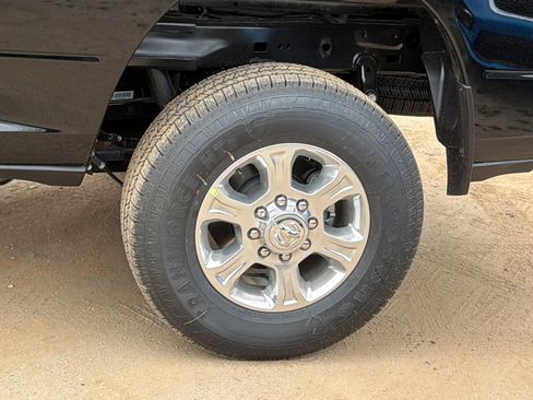 New 2026 RAM 2500 Big Horn AWD/4WD image 12