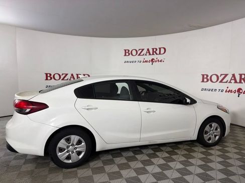 Used 2018 Kia Forte LX FWD image 9