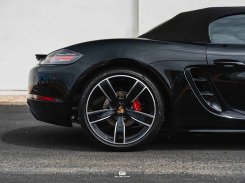 Used 2025 Porsche 718 Boxster S RWD image 9