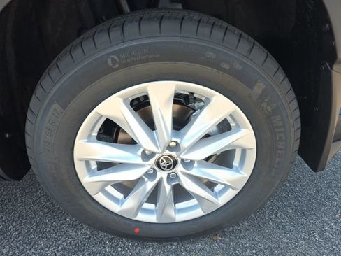 New 2026 Toyota Corolla Cross LE image 6