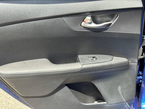 Used 2020 Kia Forte LXS FWD image 20