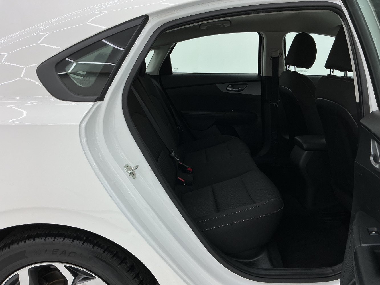 Used 2020 Kia Forte LXS FWD image 21