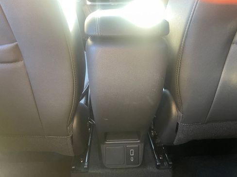 Used 2025 Buick Encore GX Preferred image 24