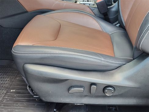 Used 2024 Subaru Forester Touring image 22