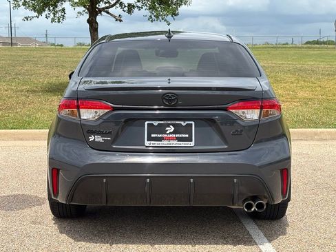 Certified 2024 Toyota Corolla SE FWD image 6