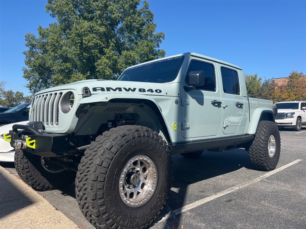 Used 2023 Jeep Gladiator Mojave w/ LED Lighting Group AWD/4WD image 1
