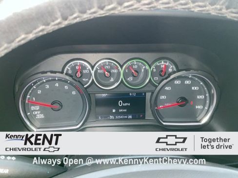 Used 2021 Chevrolet Tahoe Z71 w/ Z71 Signature Package image 31