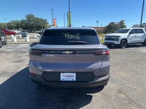 New 2026 Chevrolet Equinox EV LT image 4