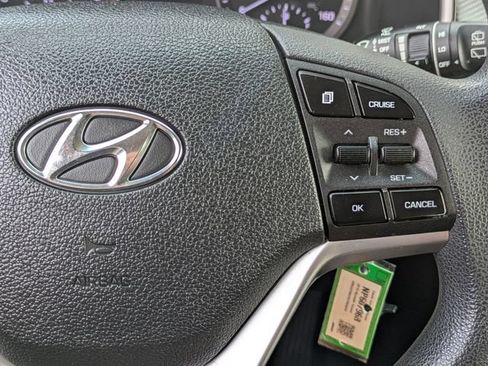 Used 2019 Hyundai Tucson SE FWD image 18