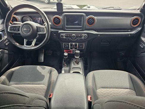 Used 2021 Jeep Gladiator Mojave w/ Cold Weather Group AWD/4WD image 17