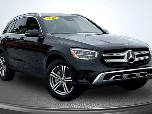 Used 2022 Mercedes-Benz GLC 300 w/ Premium Package Lite image 3