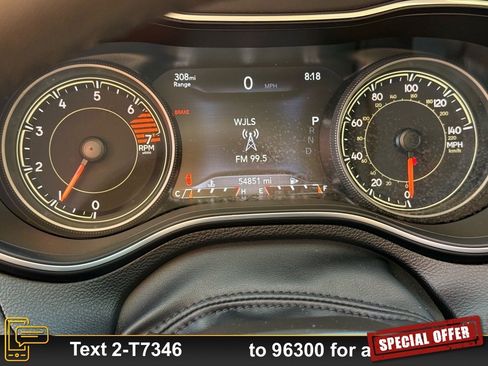 Used 2023 Jeep Cherokee Altitude Lux image 18