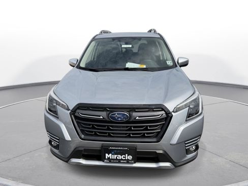 Used 2023 Subaru Forester Touring AWD/4WD image 6