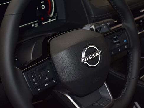 New 2026 Nissan Rogue Platinum w/ Platinum Premium Package image 13