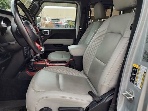 Certified 2022 Jeep Wrangler Unlimited Sahara image 28