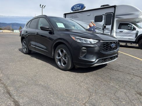 Used 2023 Ford Escape ST-Line w/ Tech Pack #1 image 6