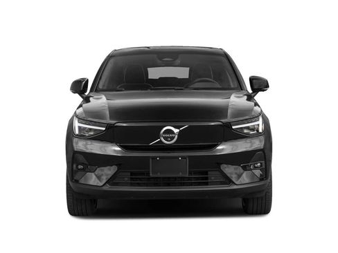Used 2023 Volvo C40 P8 Recharge Ultimate image 4