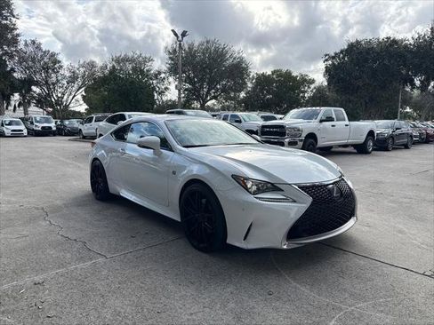 Used 2016 Lexus RC 200t image 4