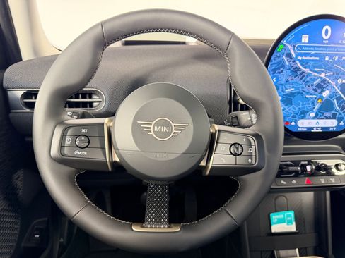 New 2026 MINI Cooper 4-Door Hardtop image 15