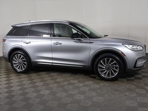 Used 2023 Lincoln Corsair Reserve w/ Equipment Group 201A FWD image 21