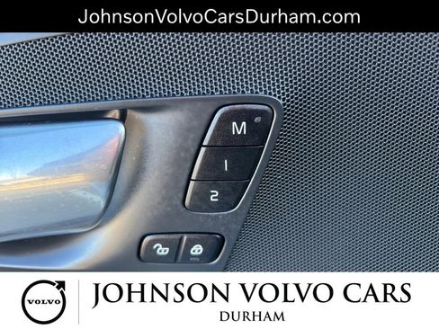 Used 2023 Volvo XC60 B5 Core w/ Climate Package image 12