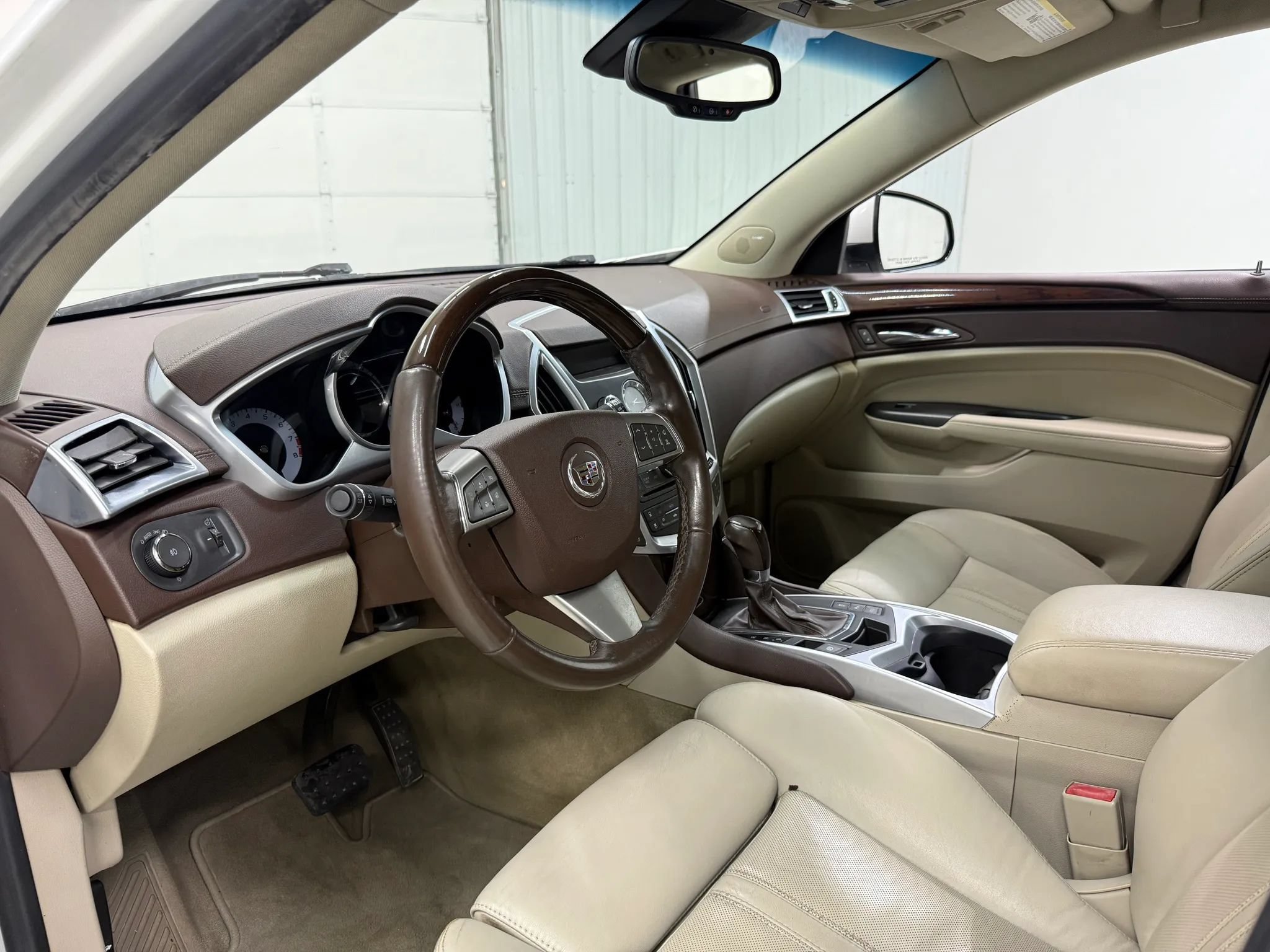 Used 2012 Cadillac SRX Premium AWD/4WD image 12