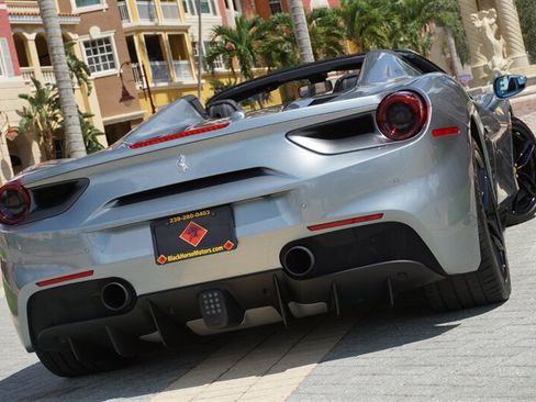 Used 2018 Ferrari 488 Spider RWD image 70