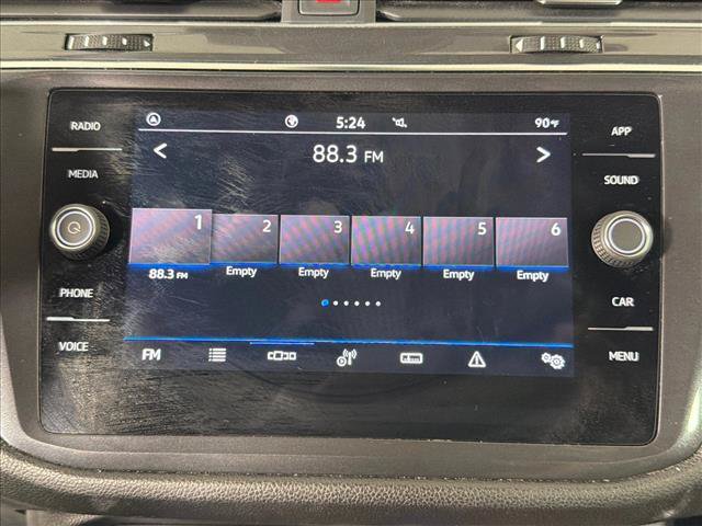 Used 2023 Volkswagen Tiguan SE FWD image 29