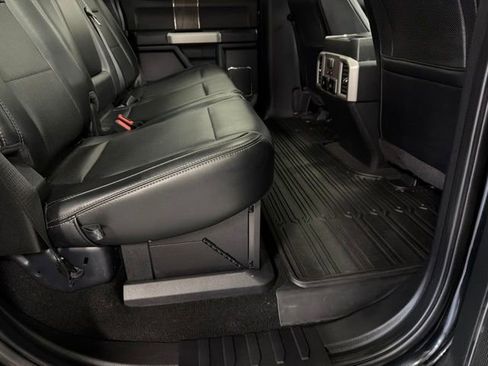 Used 2019 Ford F250 Lariat w/ Lariat Ultimate Package AWD/4WD image 38
