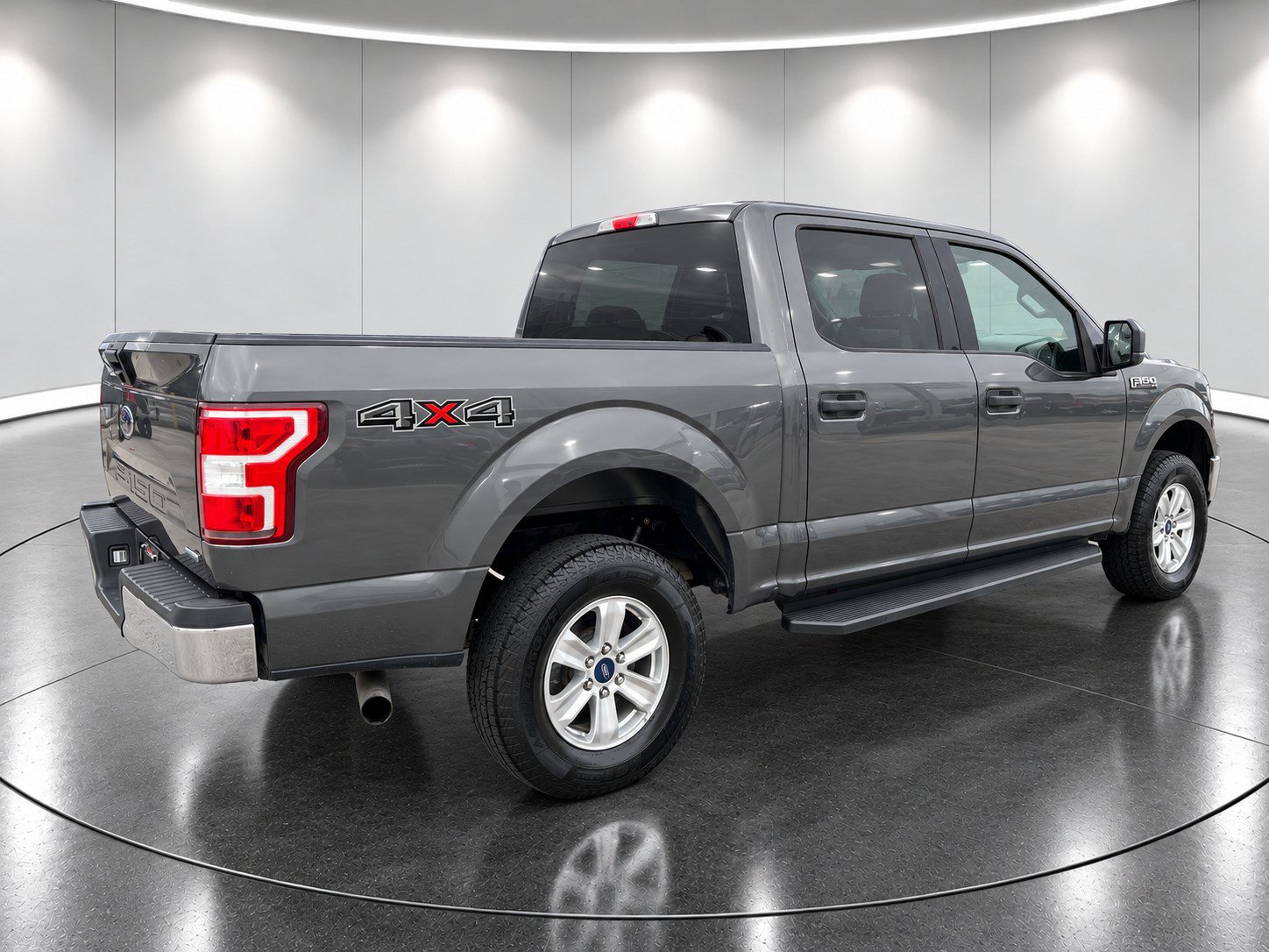 Used 2020 Ford F150 XLT w/ Equipment Group 301A Mid AWD/4WD image 4